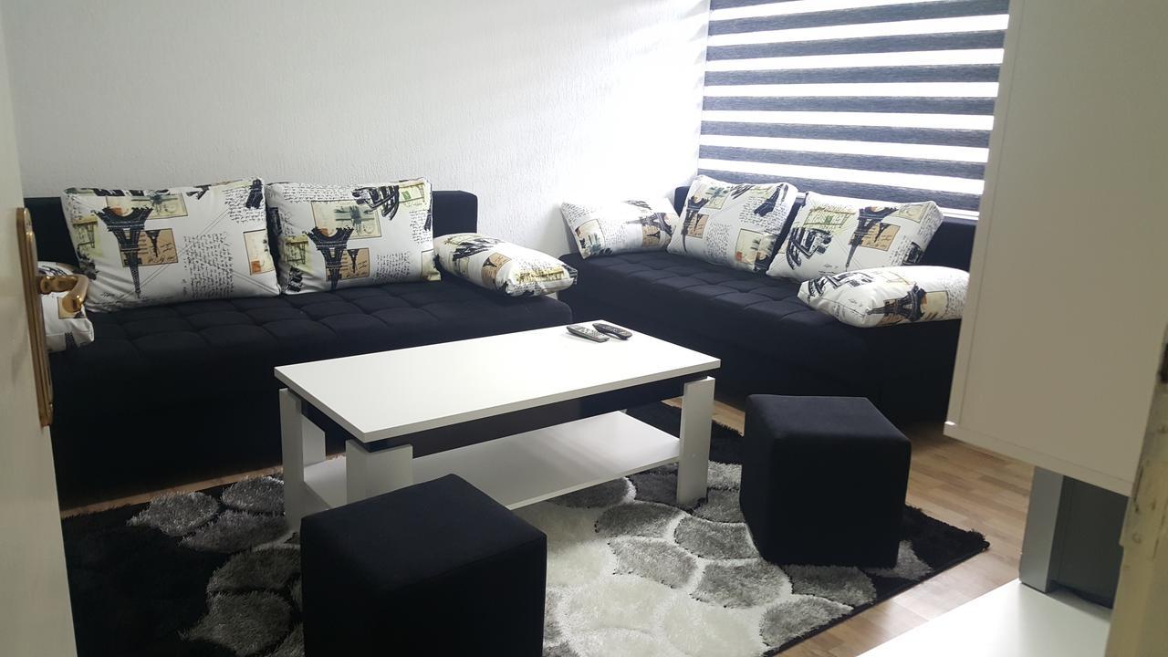 Apartman Kosuta 2 تجينتيستيه المظهر الخارجي الصورة